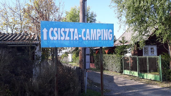 Zufahrt zum Camp